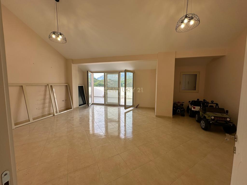 Appartement à vendre 2+1 à fresk
