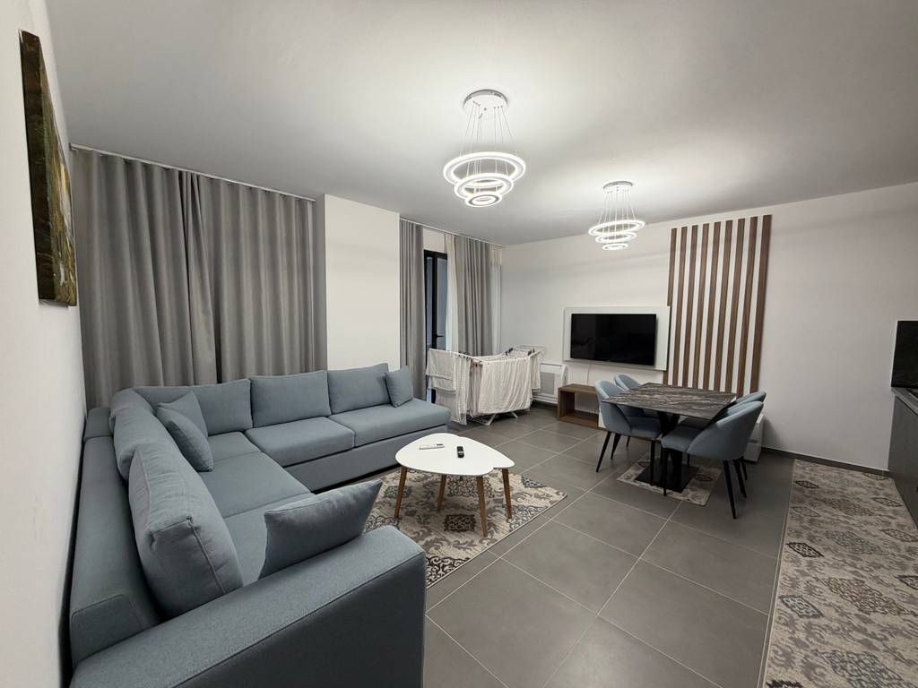 Sarande, appartement 1+1 à vendre près de l'hôtel butrinti