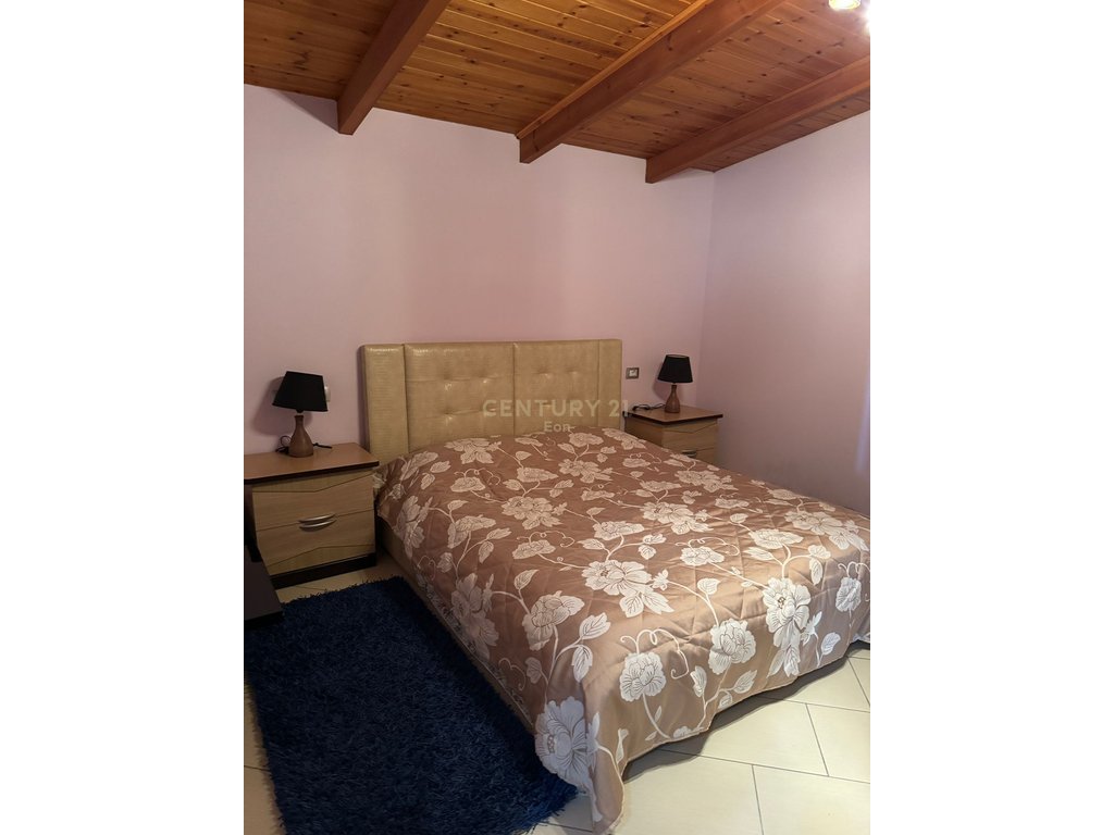 À louer appartement 1+1 avec vue sur mer sur la plage, durres ! (5)