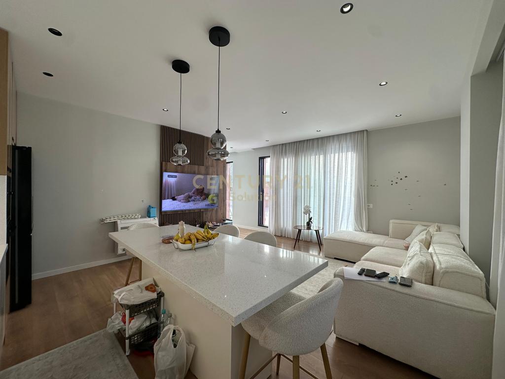 Apartament 2+1+2 per shitje ne Astir! (4)