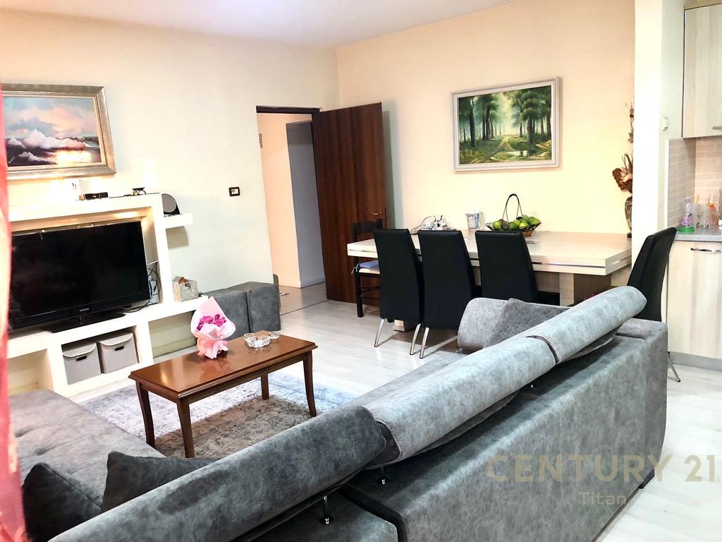 Appartement 2+1 à louer dans la Komuna e Parisit (5)