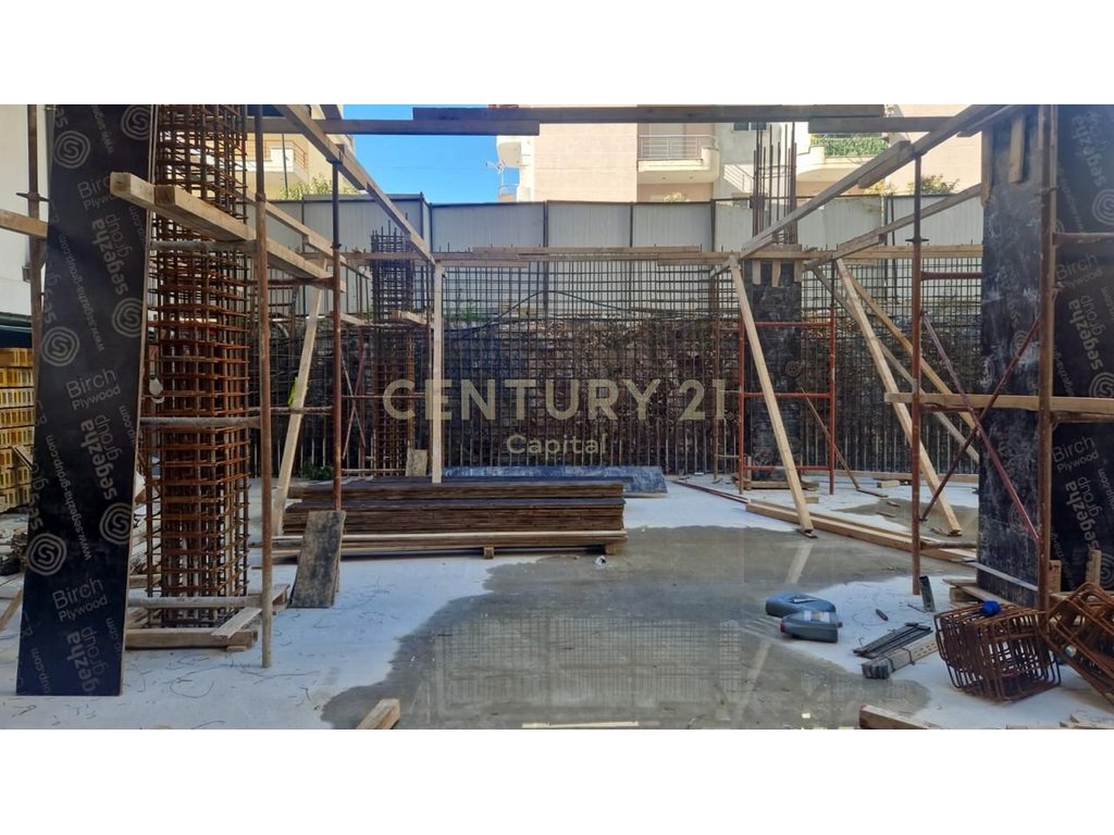 1+1 apartment in Sarandë for sale!
