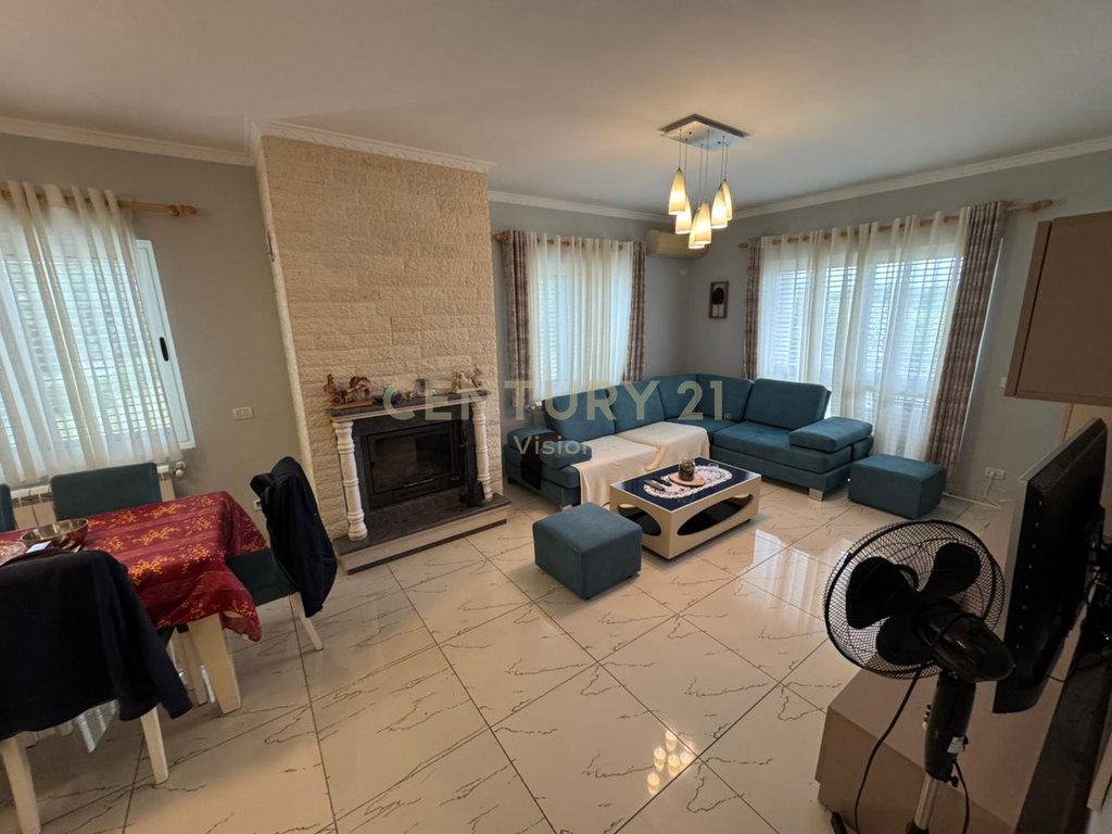 Villa a 2 piani e terreno in vendita a grudë e re, Shkodër - €250.000 (4)