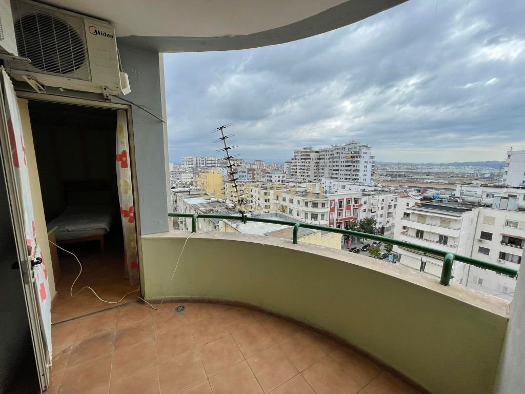 Apartamento 2+1+2 à venda