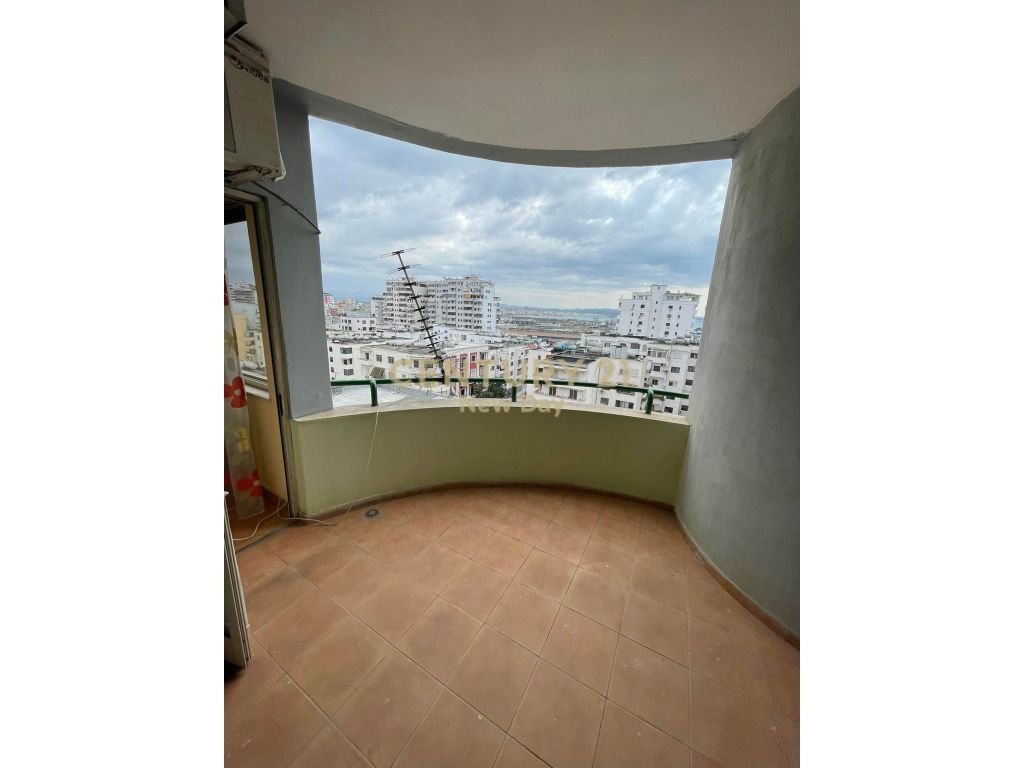 Apartamento 2+1+2 à venda
