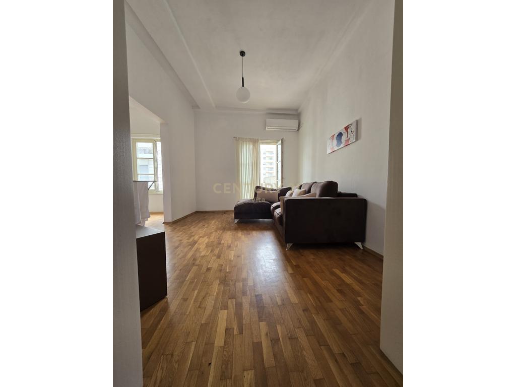 Apartamento 2+1+2 à venda