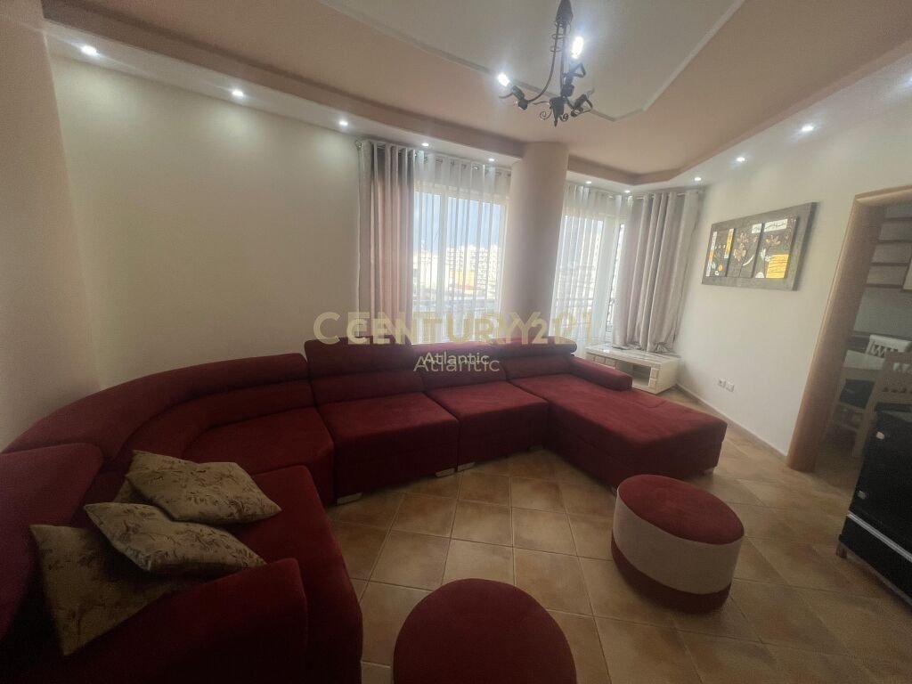 Apartamento 2+1+2 à venda
