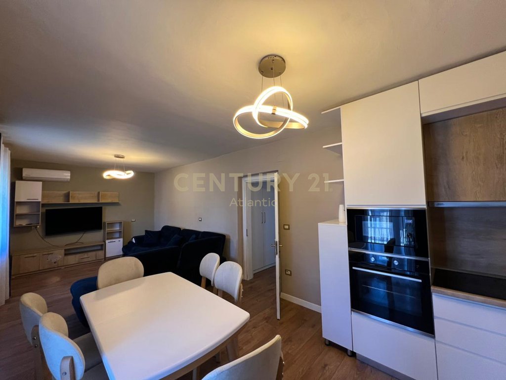 Apartamento 2+1+2 à venda