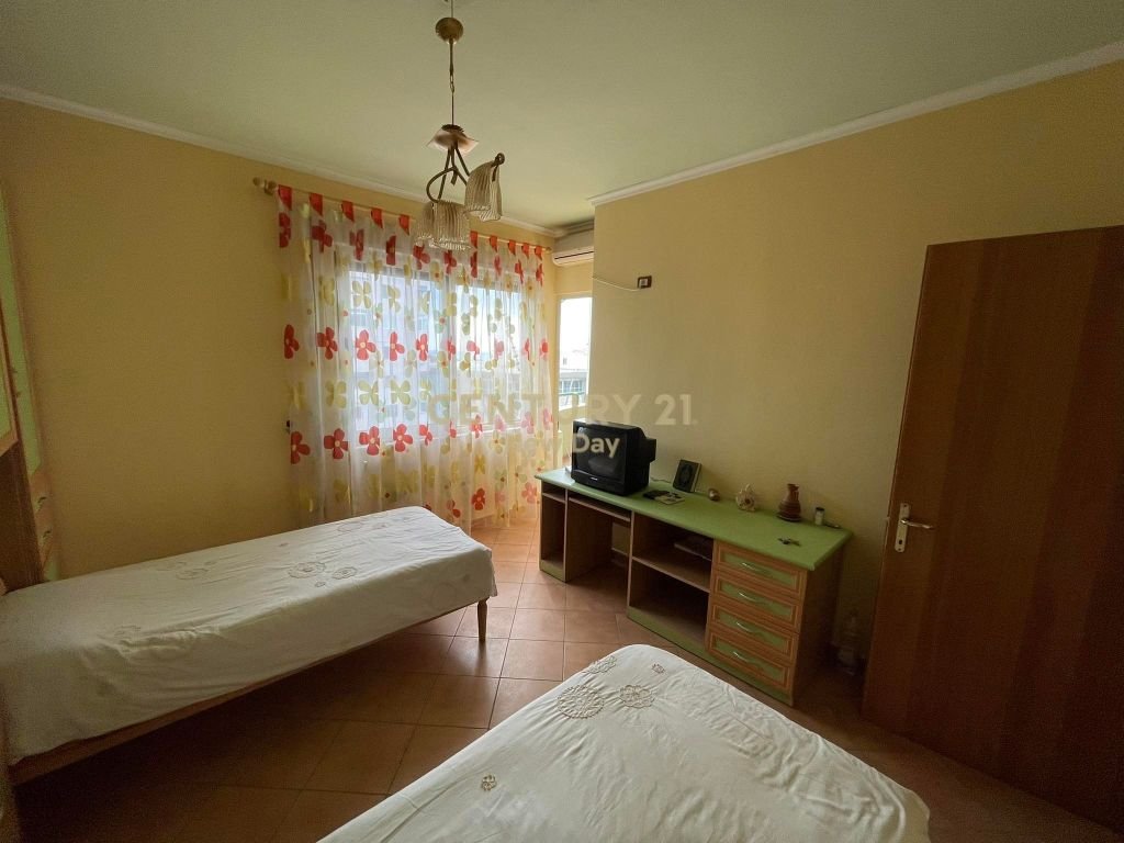 Apartamento 2+1+2 à venda