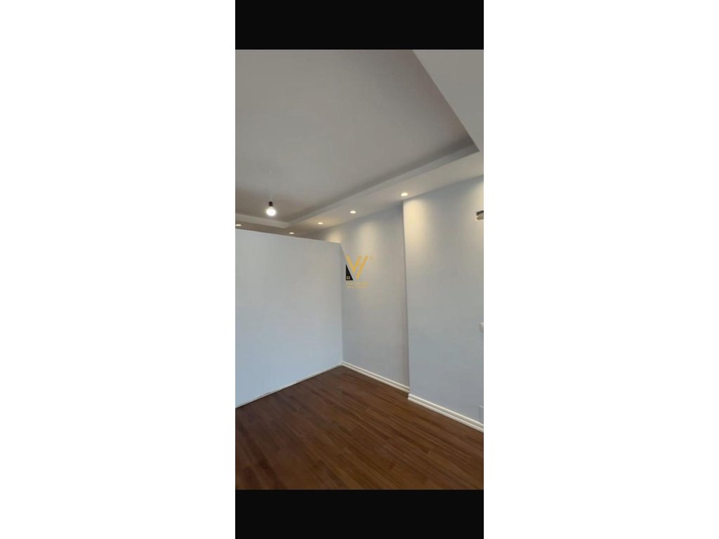 Shitet apartament 1+1+blk ne fresk 89.000 euro