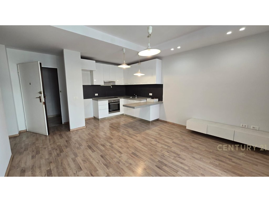 Apartament 3+1+2 për shitje tek deliorgji