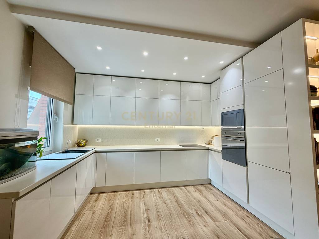 Apartament 3+1+2 per shitje tek deliorgji (4)
