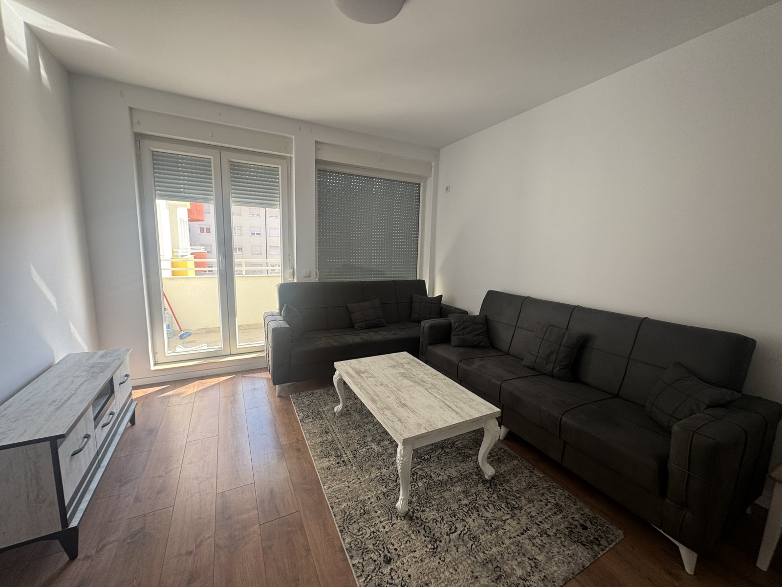 Wohnung zu mieten 1+1 in strasse c