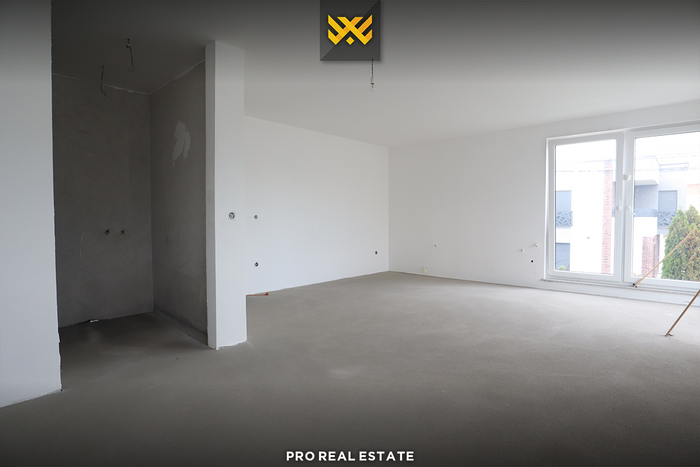 Maison de 242m² net à vendre à hajvali. (4)