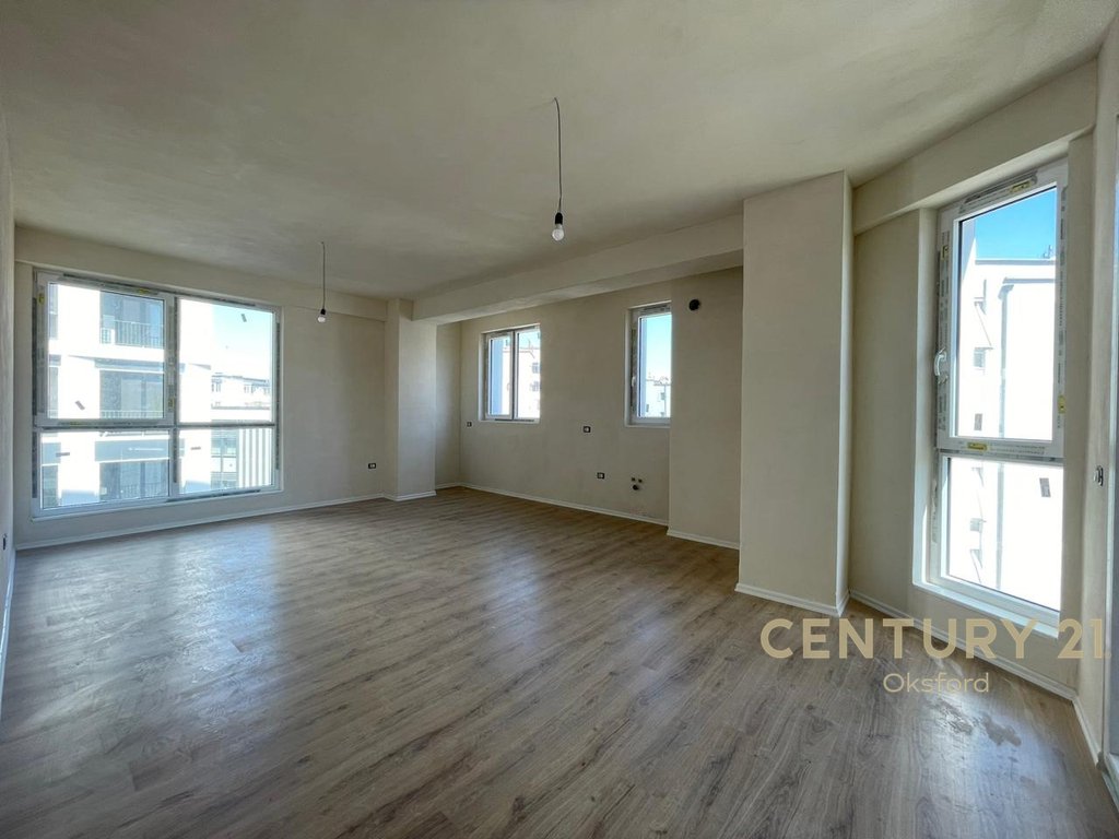 Apartment for sale 3+1+2 at the parisit municipality