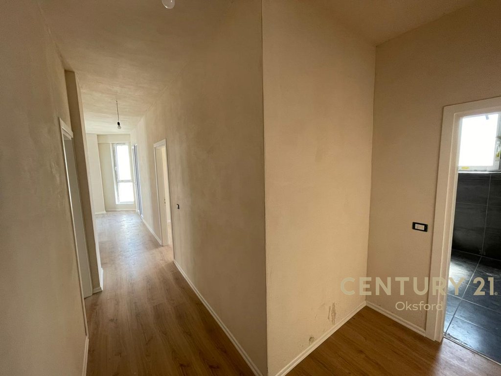Apartment for sale 3+1+2 at the parisit municipality