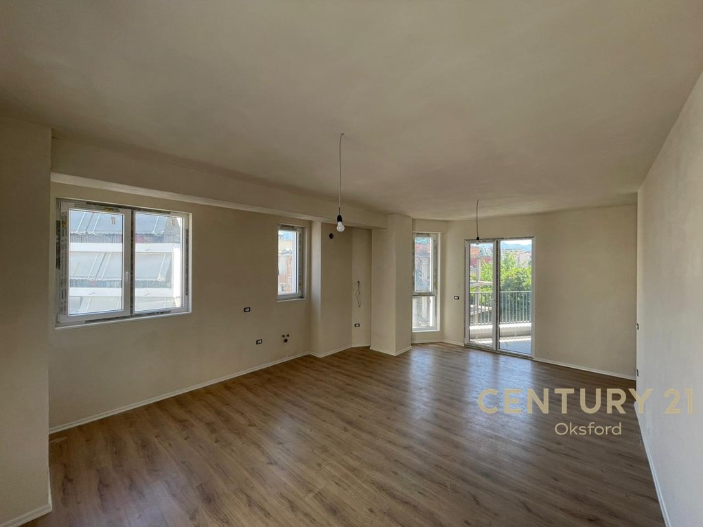 Apartment for sale 3+1+2 at the parisit municipality