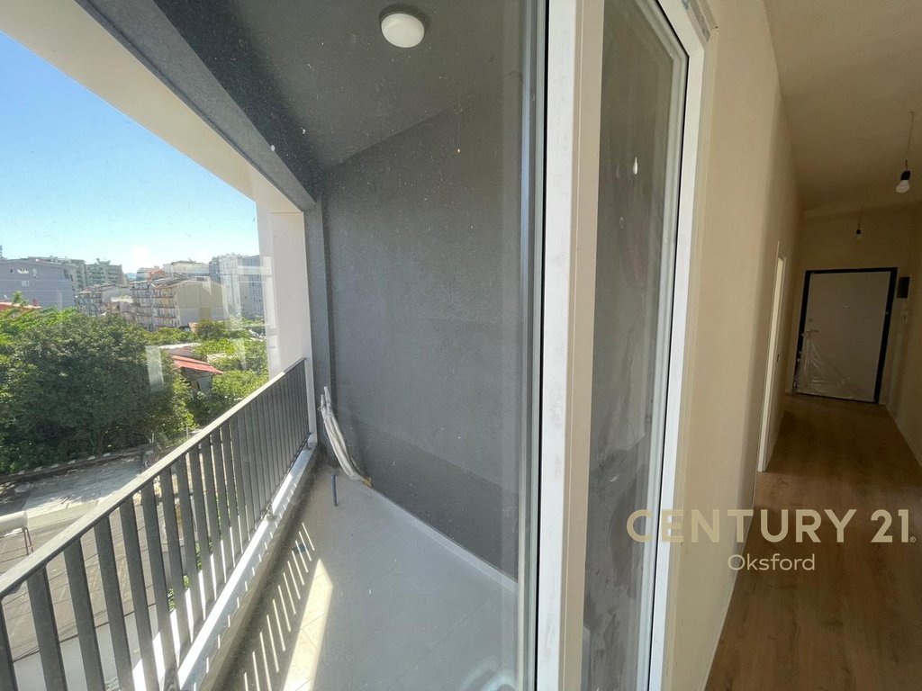 Apartment for sale 3+1+2 at the parisit municipality