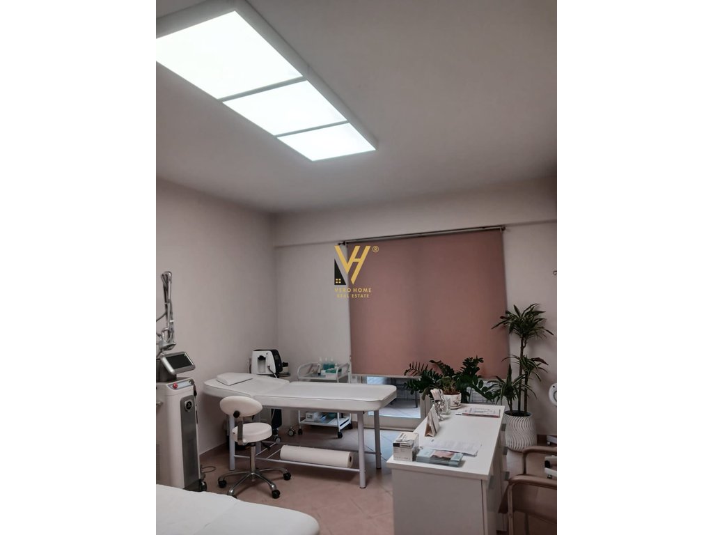 75 m² bureau à louer à myslym shyri, 600 euros par mois