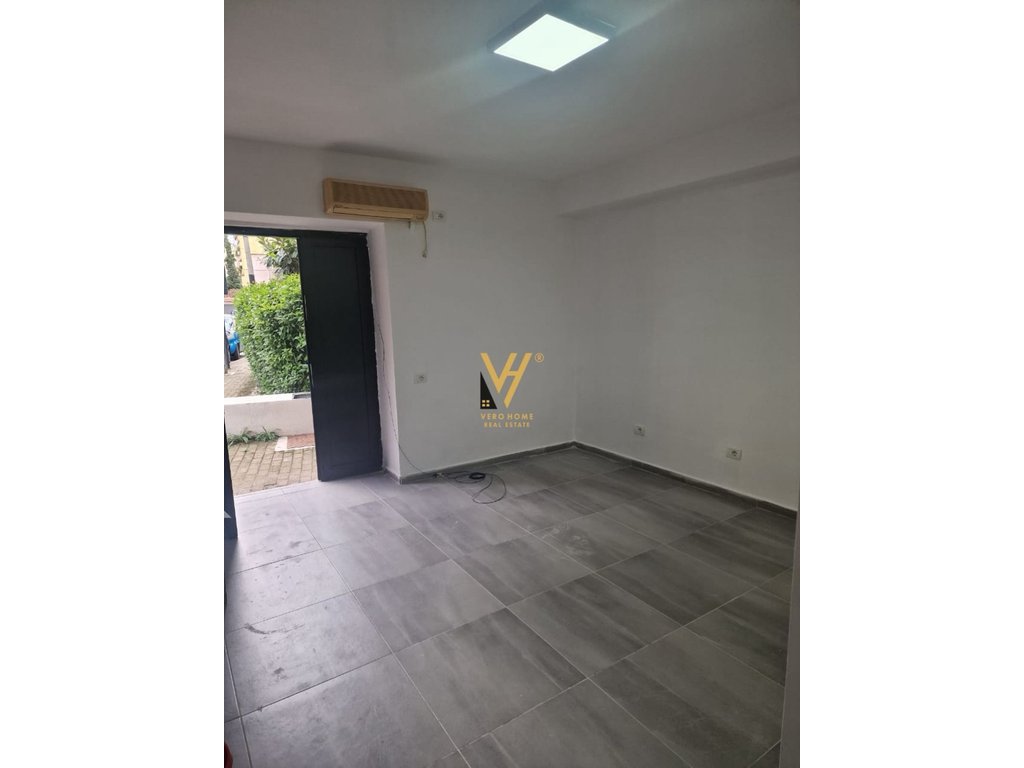 30 m² raum zur miete in rr. Sulejman pasha, stadtzentrum 450 euro (2)