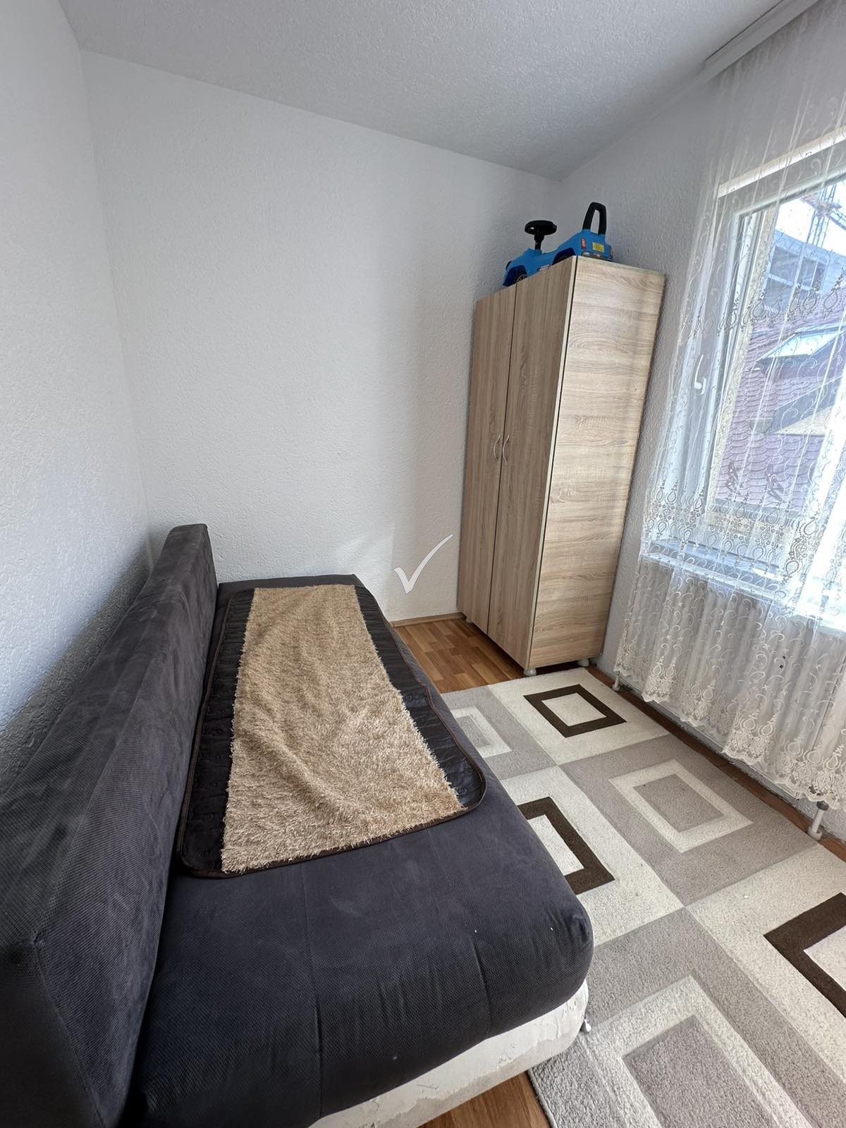 Wohnung zu mieten 1+1 im vorort muhaxherëve (3)