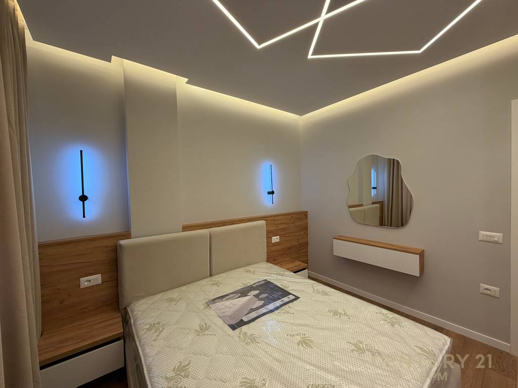 Apartament 2+1 me qira tek kodra e priftit pranë venue club!