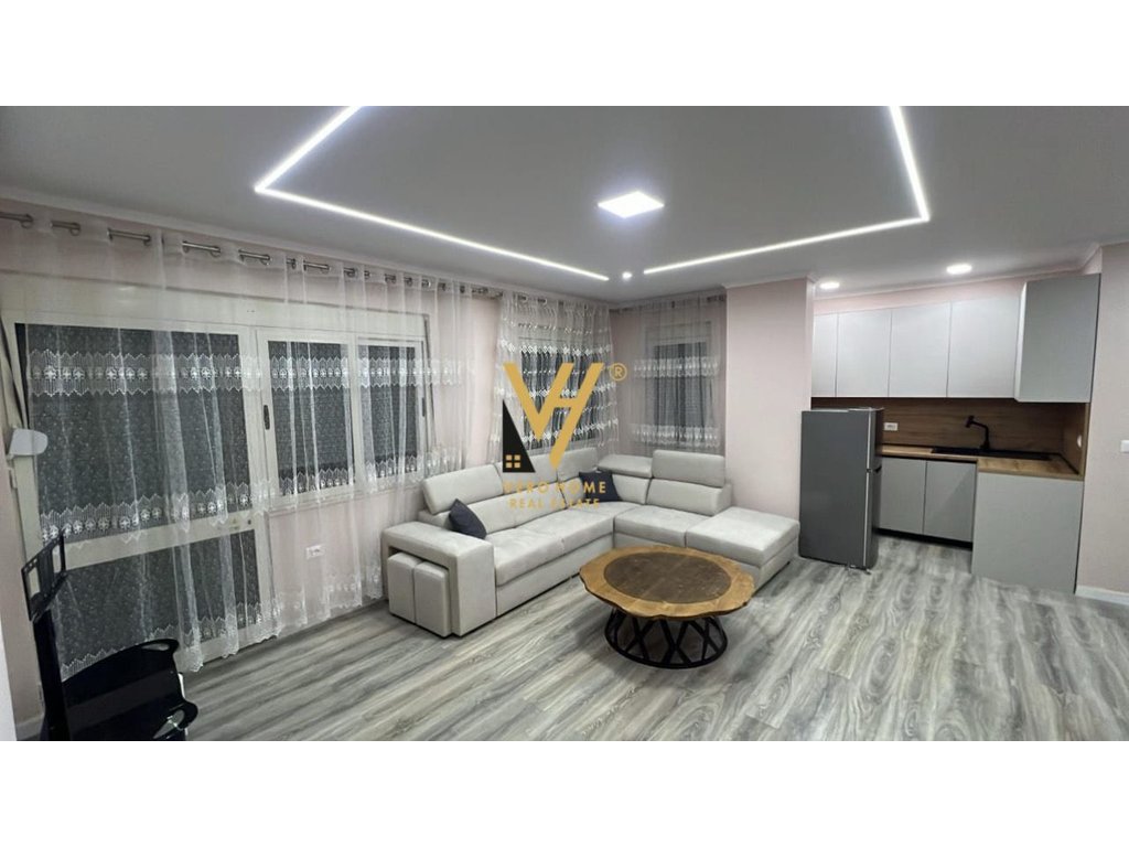 Piso en venta 1+1+veranda en liqeni i thate 185.000 euros