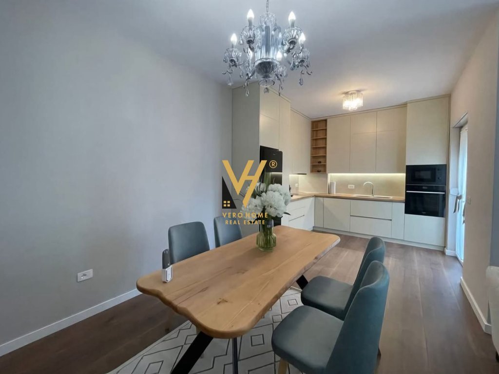Apartment for rent 3+1+2+block in liqeni i thate 1,500 euro