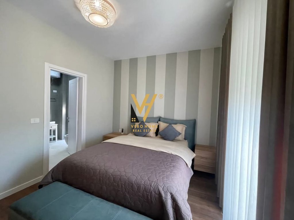 Apartment for rent 3+1+2+block in liqeni i thate 1,500 euro