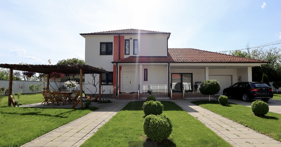 Haus zum verkauf in proec