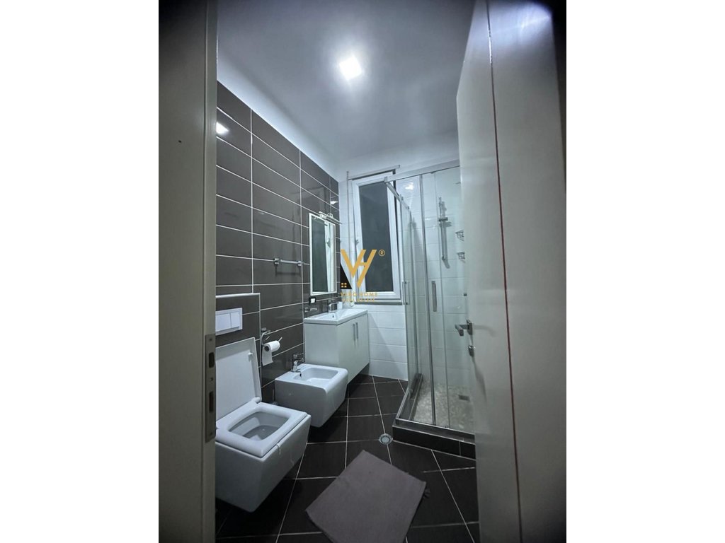Jepet apartament 2+1+2+blk me qera te kopshti botanik 100.000 leke