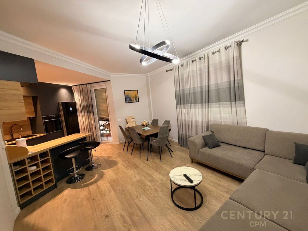 Appartement 2+1+2 à louer près de kodres diellit 2! (2)