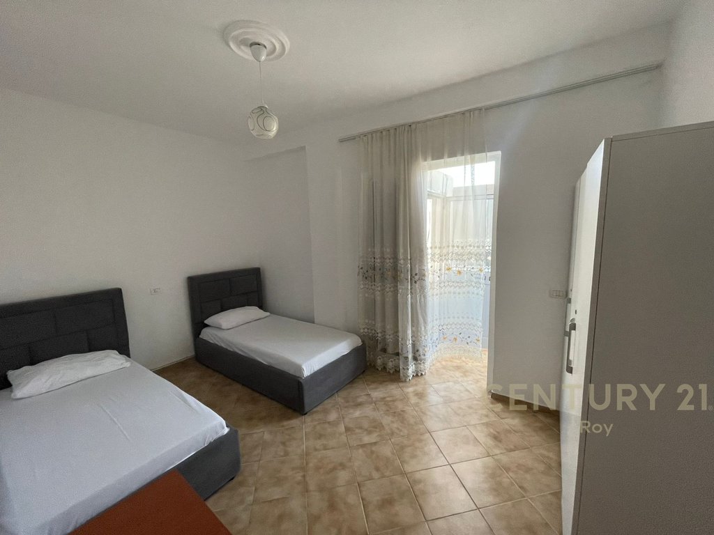 Apartament 2+1+2 t plus garazh me qira në plazh, Durrës - 700€ | 115 m²