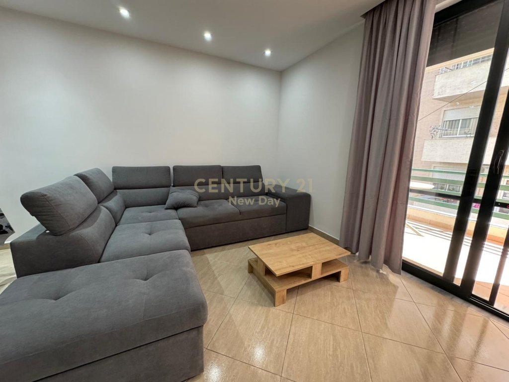 Apartament 2+1+2 t plus garazh me qira në plazh, Durrës - 700€ | 115 m² (3)