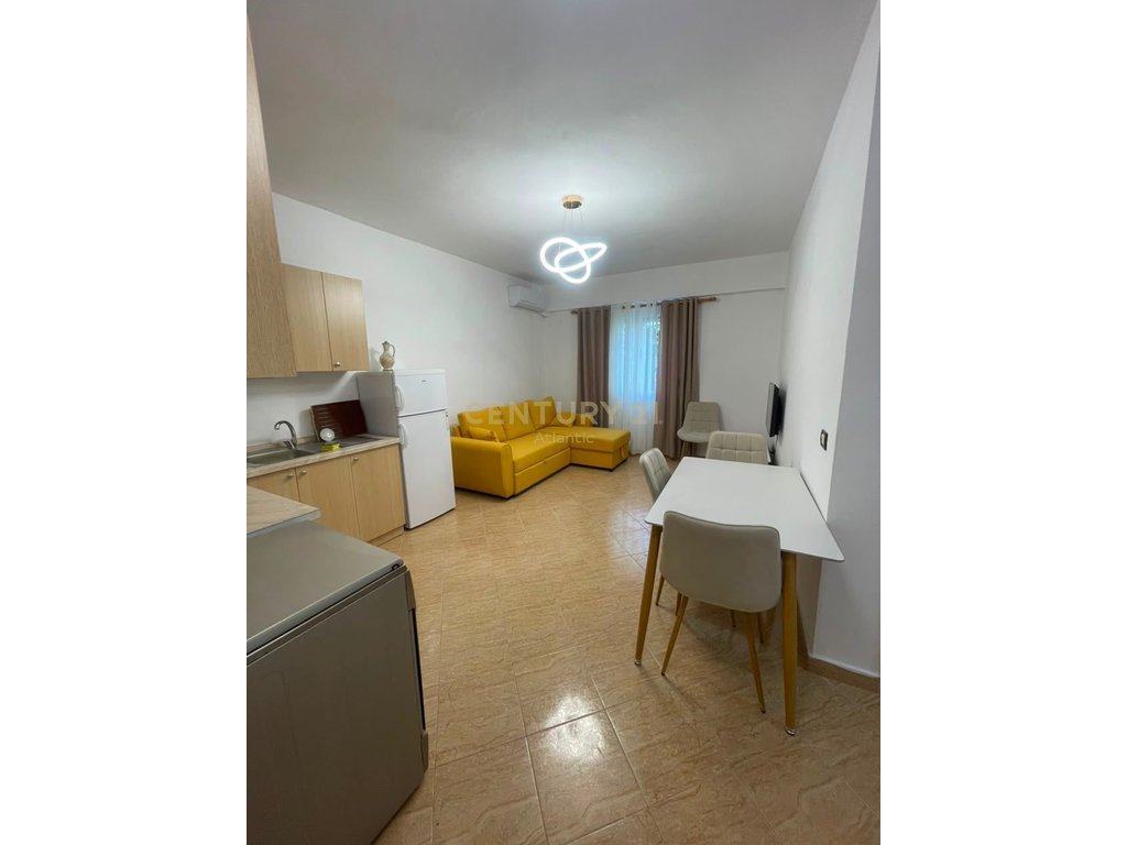 Apartament 2+1+2 t plus garazh me qira në plazh, Durrës - 700€ | 115 m²