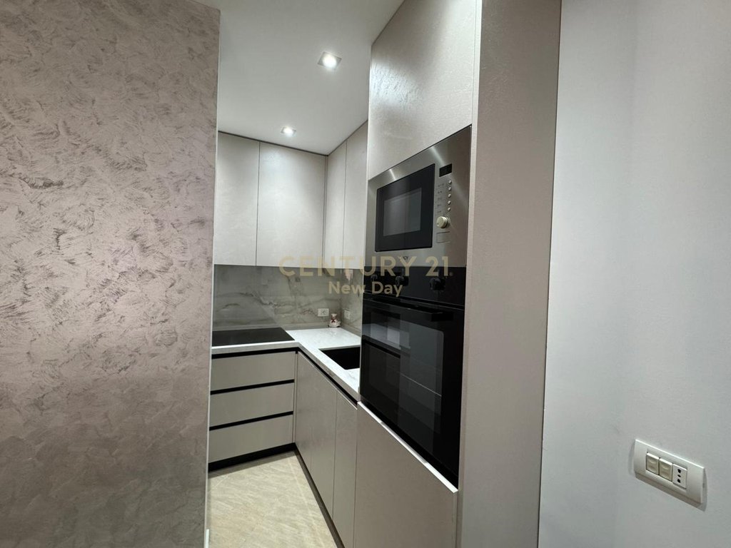 Apartament 2+1+2 t plus garazh me qira në plazh, Durrës - 700€ | 115 m² (6)