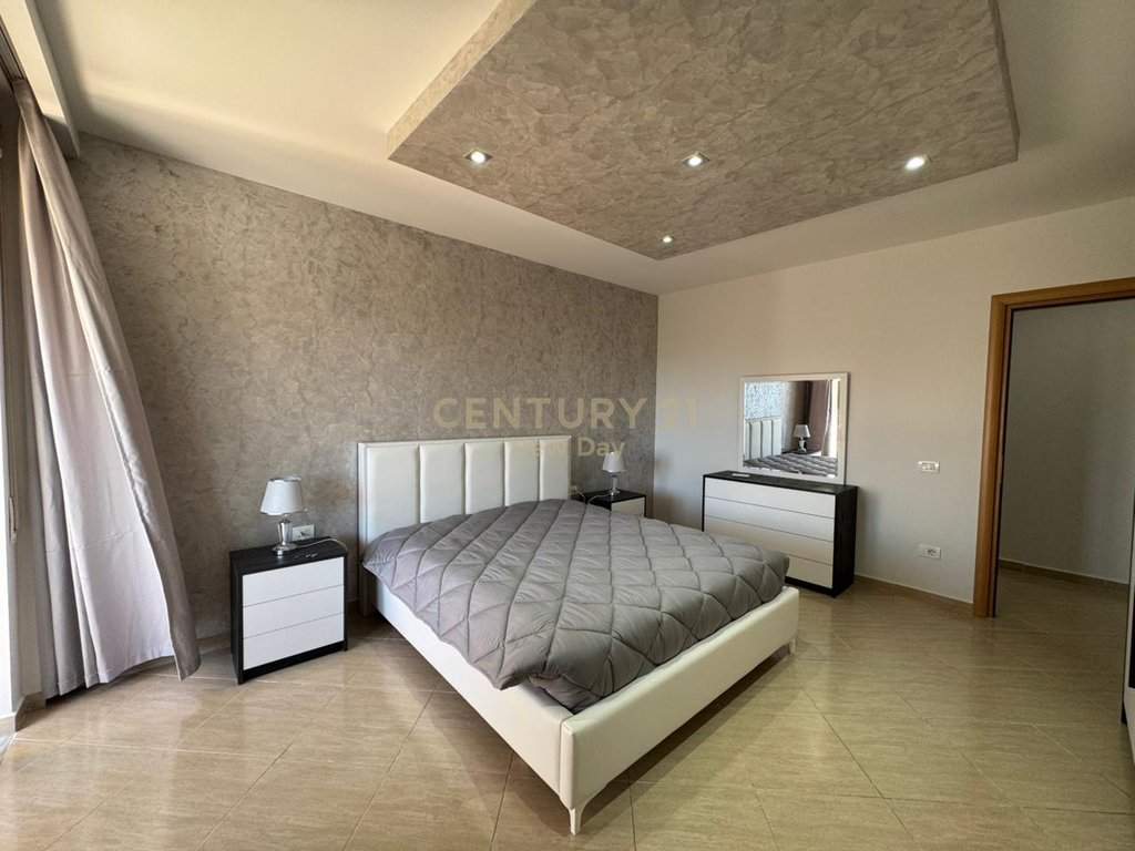 Apartament 2+1+2 t plus garazh me qira në plazh, Durrës - 700€ | 115 m² (8)
