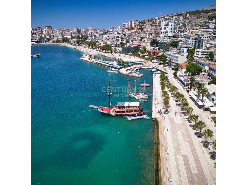 Terreno in vendita a Saranda 500 metri quadrati con vista mare