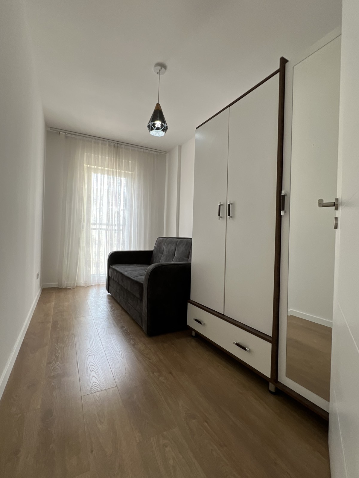 Appartement à louer 1+1 sur la rue b (3)