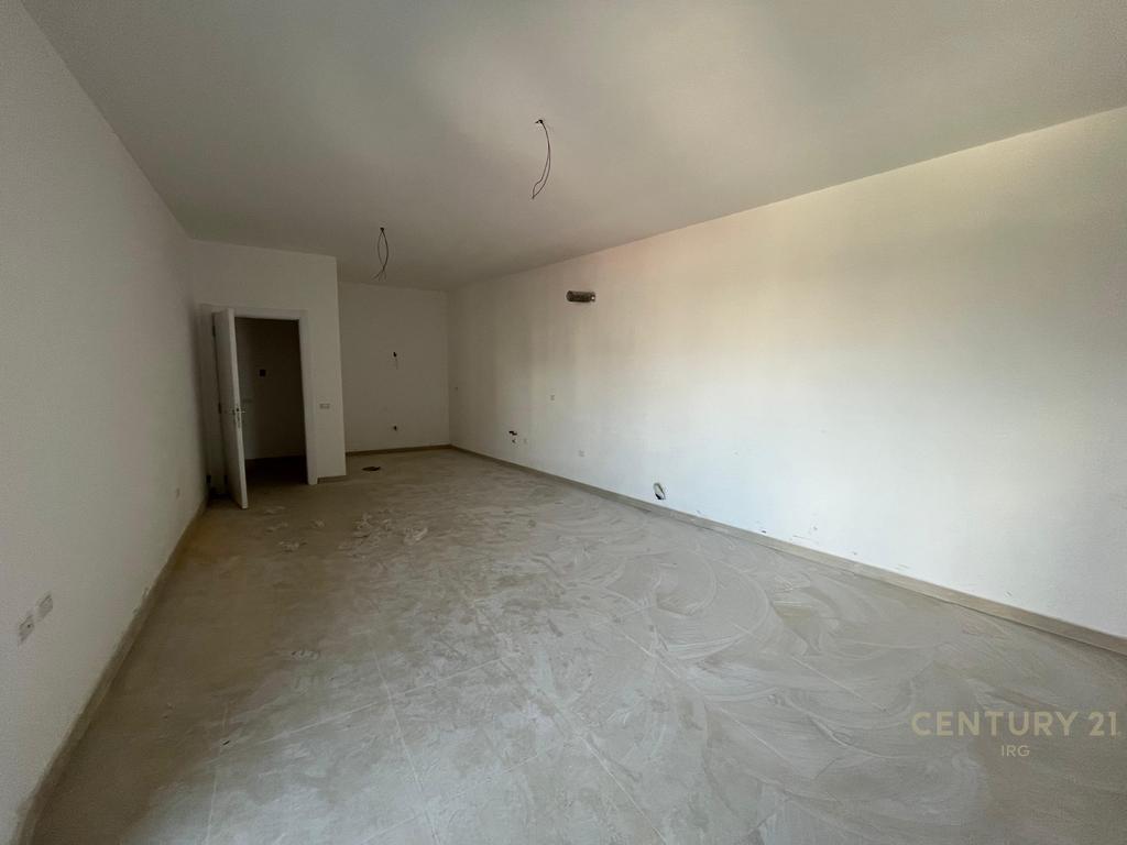 Apartament 2+1 ne shitje tek rezidenca corner! (8)