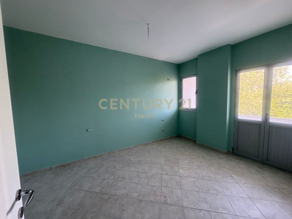 Apartment for sale 2+1 bulevardi ri Astir (5)