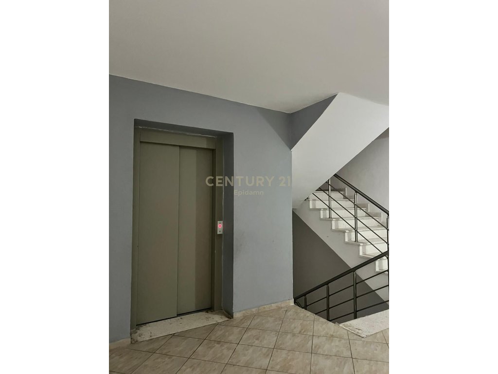1+1 wohnung zu verkaufen in shkembin e kavajës! (7)