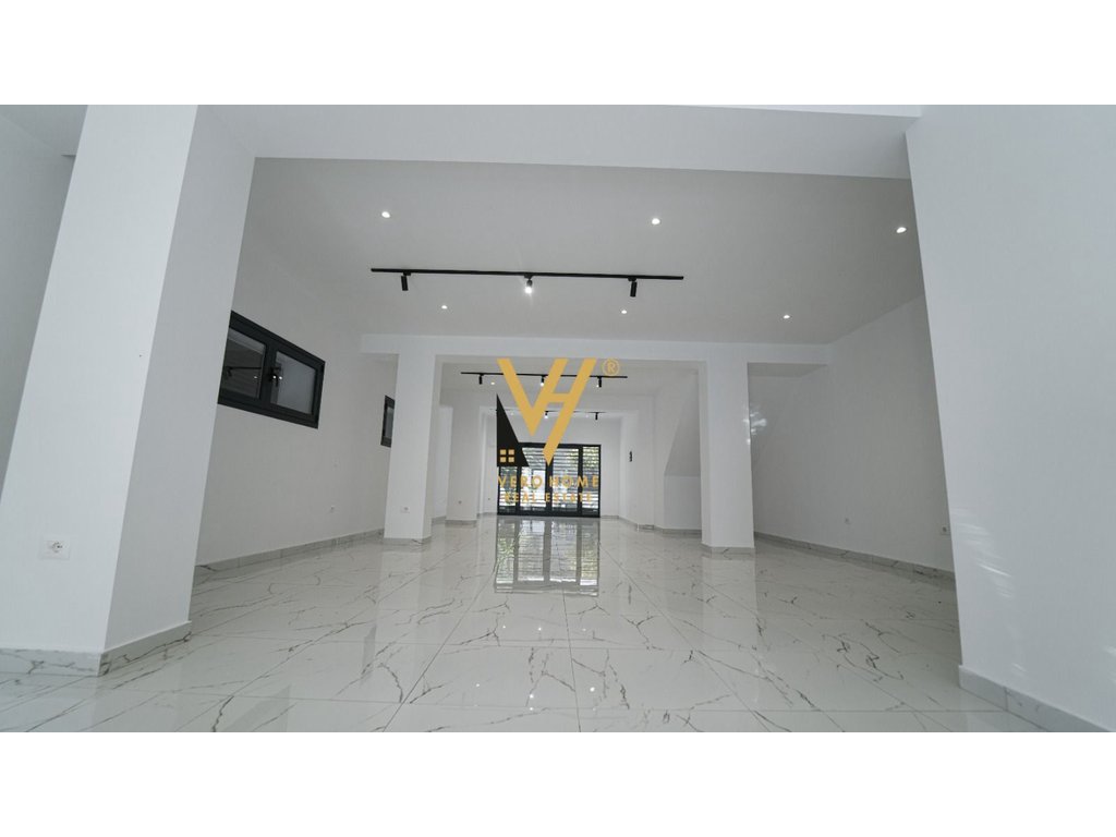 Mietgegebe - museums- und theaterraum, durres 2.200 euro
