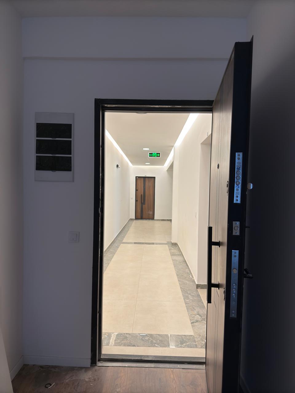 Apartamento à venda no bairro Mati 1