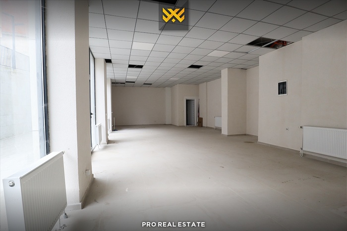 Lokal 94m² për #shitje në lagjen e muhaxherëve.