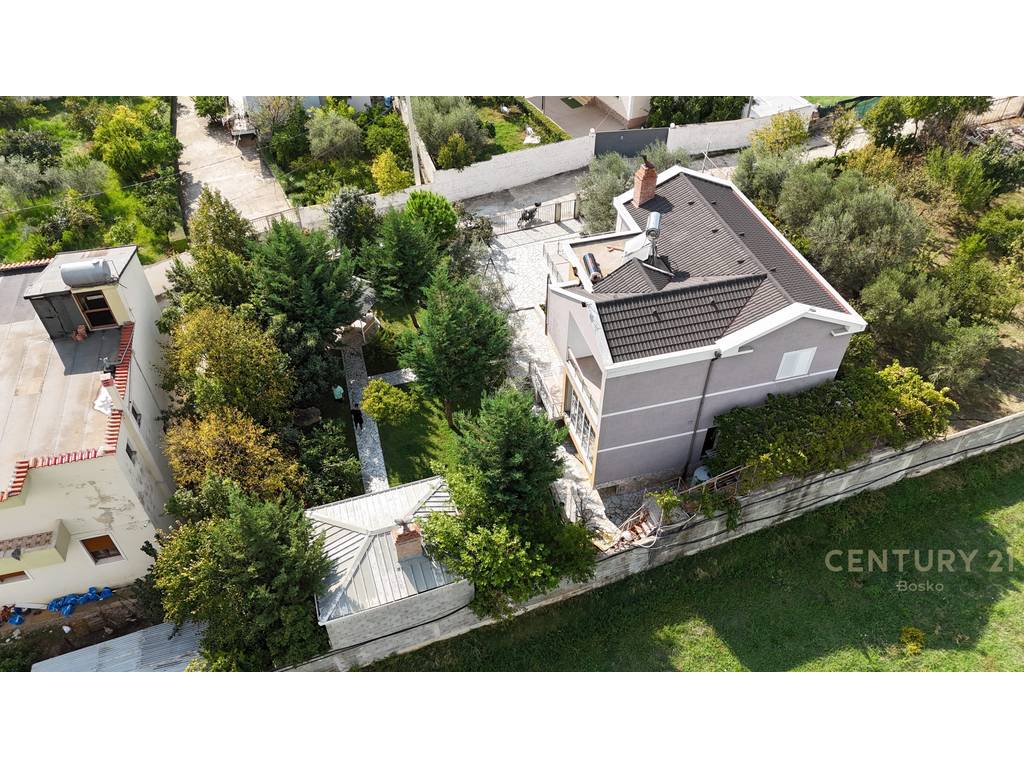 Villa in vendita vicino alla fondazione del ponte ndryshe (3)