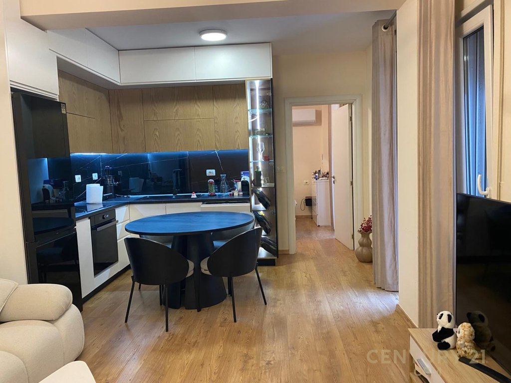 Ekskluzive ! Tek kodra e diellit 2 shesim super apartament 1+1 (3)