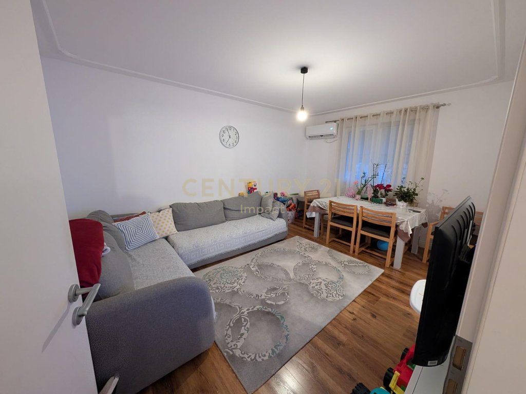 Apartament 2+1 për shitje në ish parku, Tiranë –168,421!