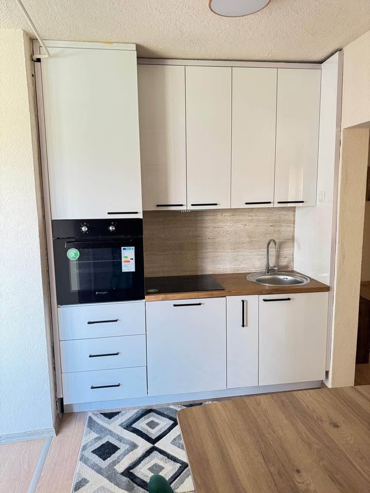 Appartement à louer 2+1 à Bregu i Diellit