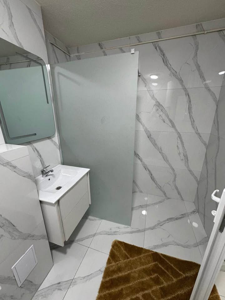 Appartement à louer 2+1 à Bregu i Diellit